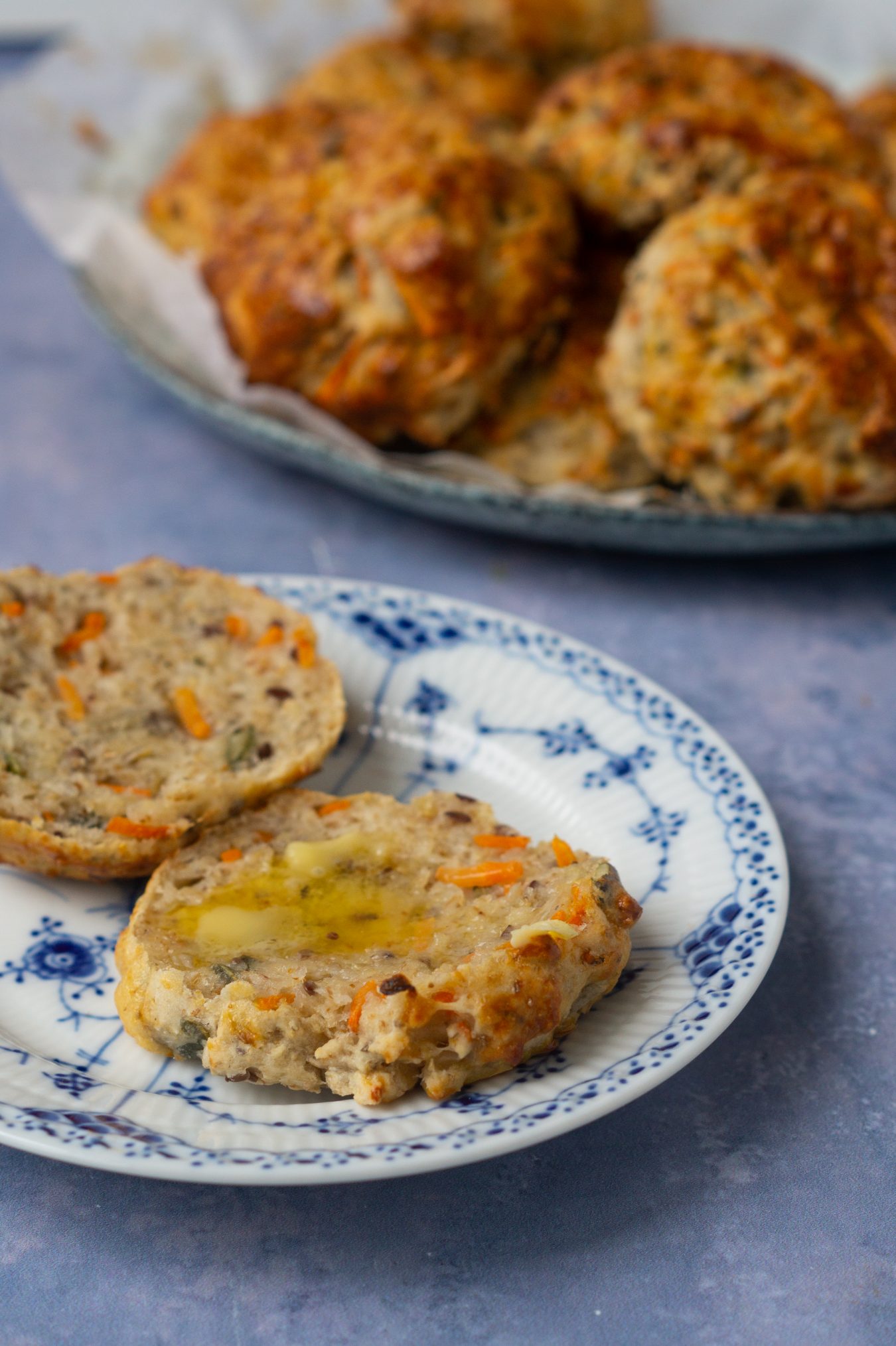 Glutenfri Gulerodsboller Med Solsikkekerner Og Gr Skarkerner