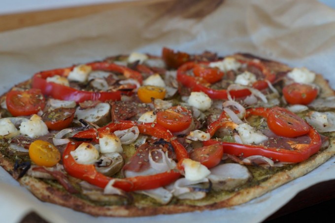 blomkålspizza med pesto blomkålspizza med pesto