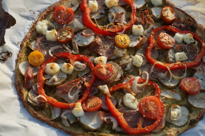 blomkålspizza med pesto blomkålspizza