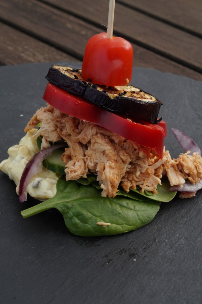 burger pulled chicken burger pulled chicken