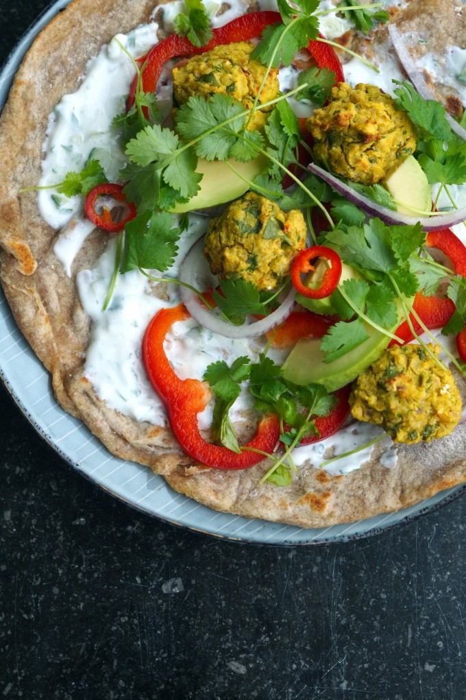 naanwrap med tzatziki naanwrap med tzatziki