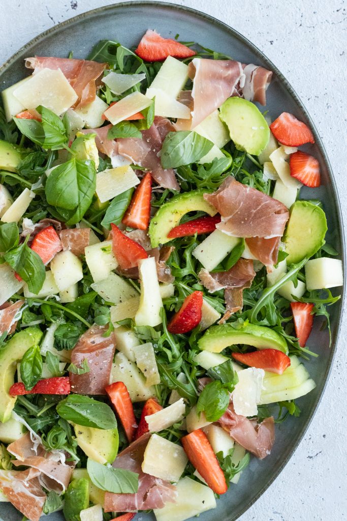 salat med parmaskinke  salat med parmaskinke