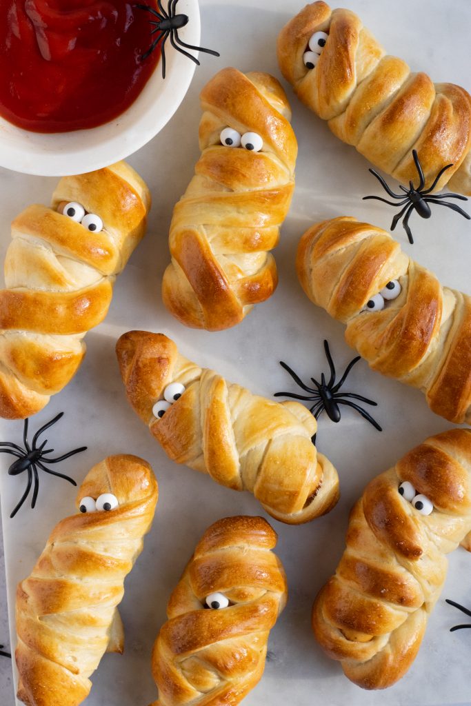 Mumie pølsehorn til halloween