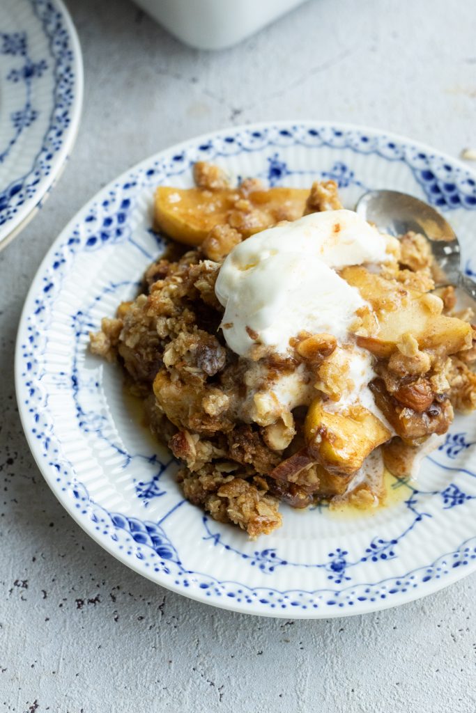 crumble med æble
