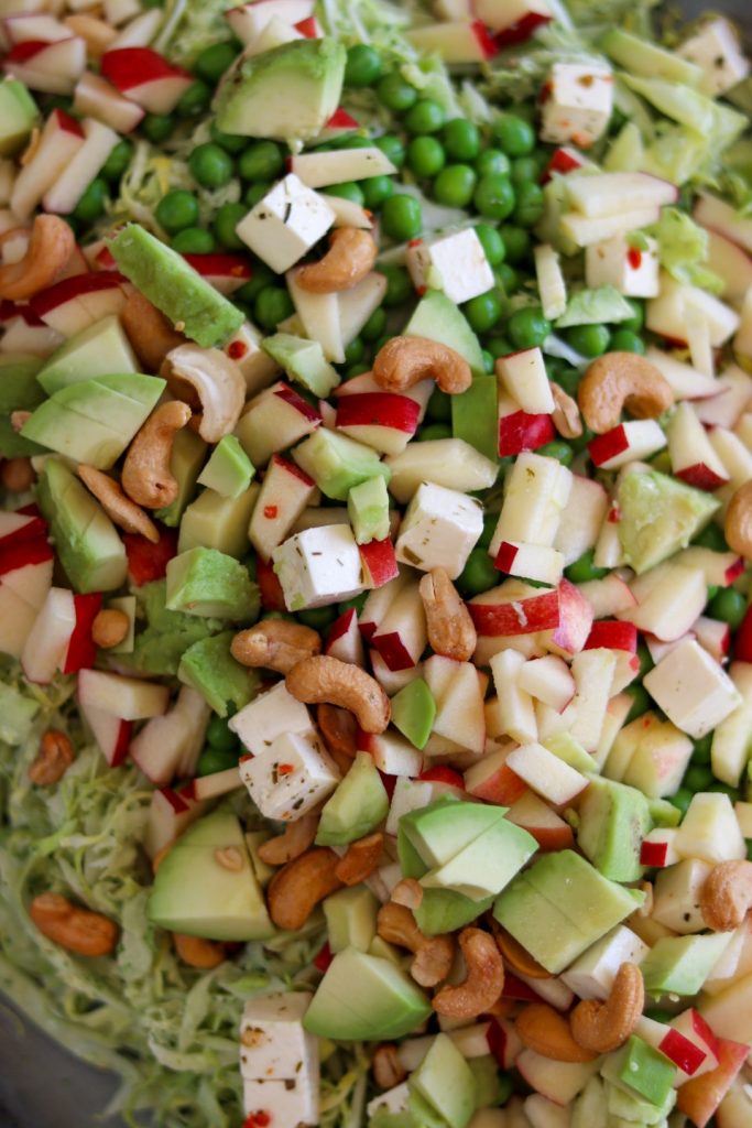 Spidskålssalat med green goddess dressing