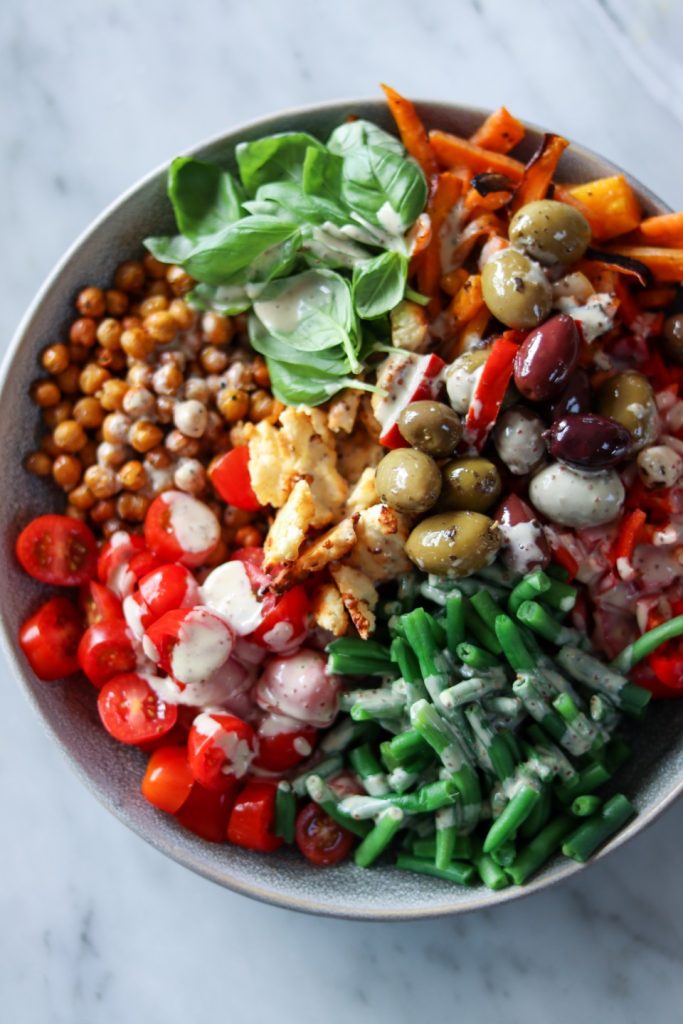 salat med bagte kikærter