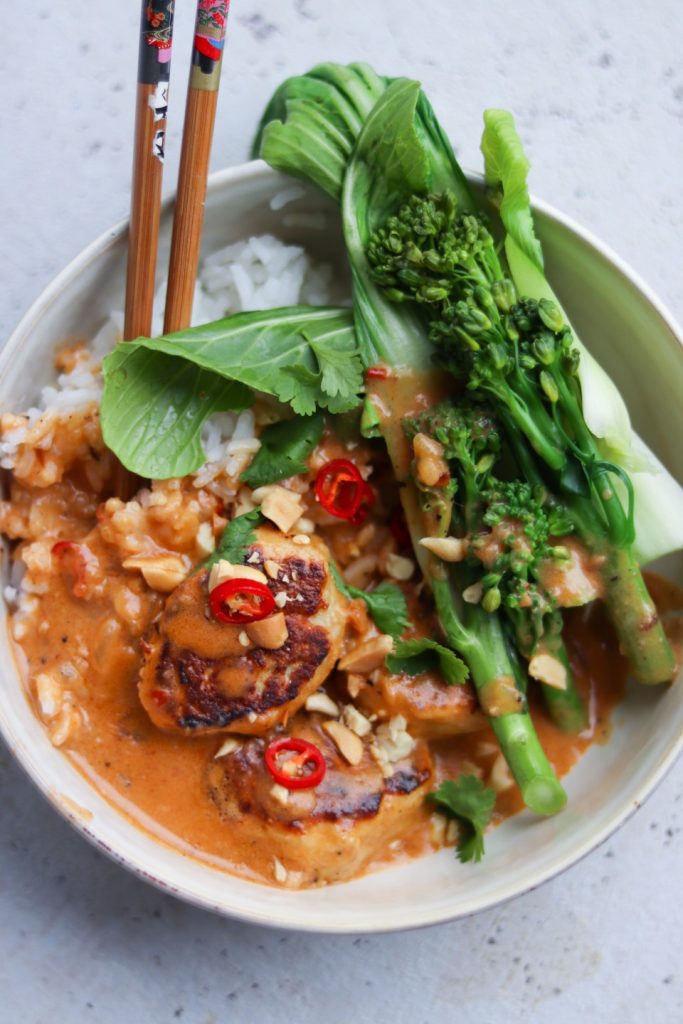 Kyllingedeller i asiatisk sauce