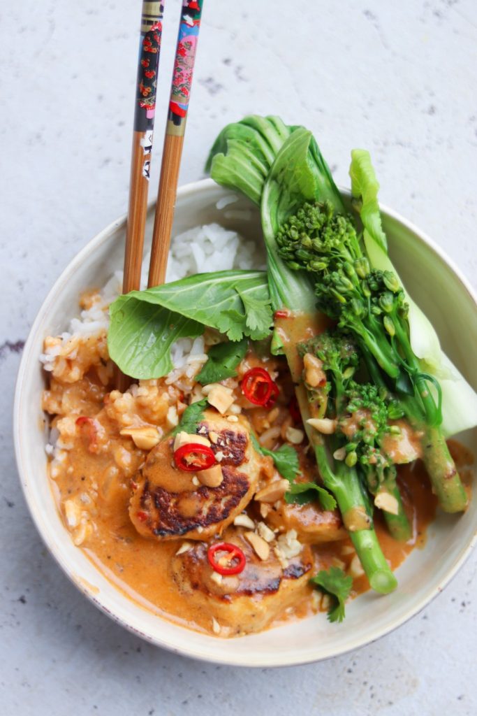 Kyllingedeller i asiatisk sauce