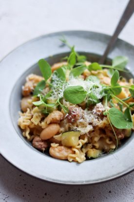 Pasta med salsiccia og butterbeans