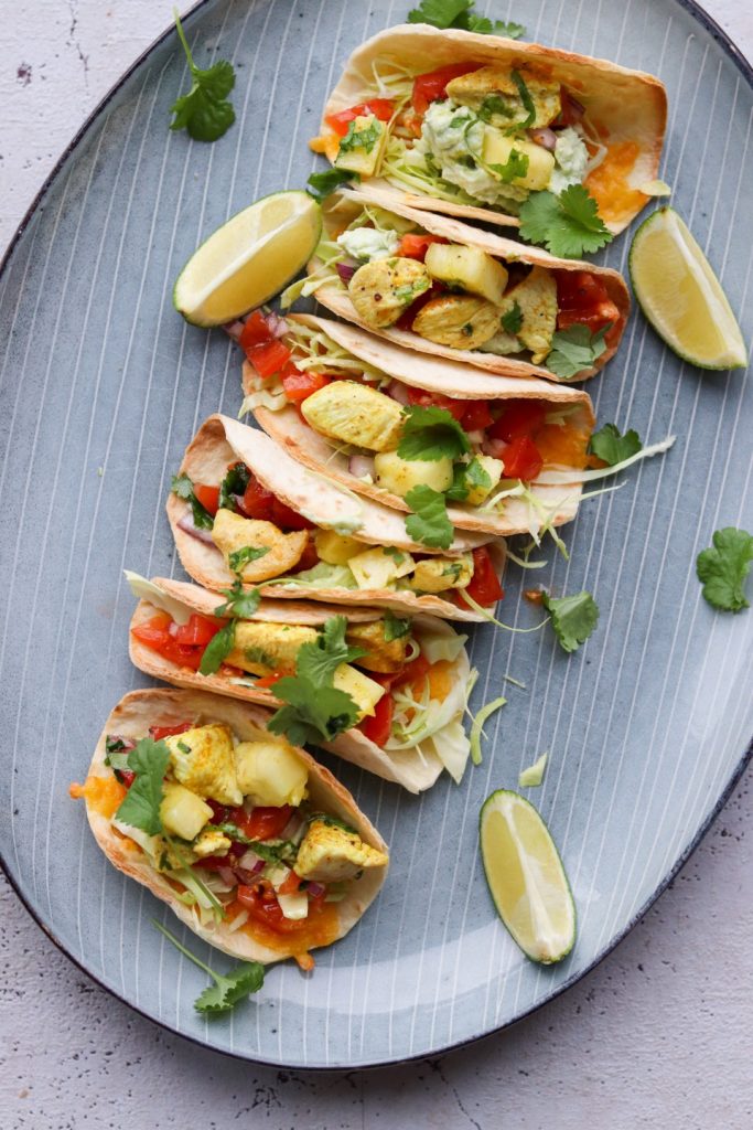 Tacos med kylling og ananas