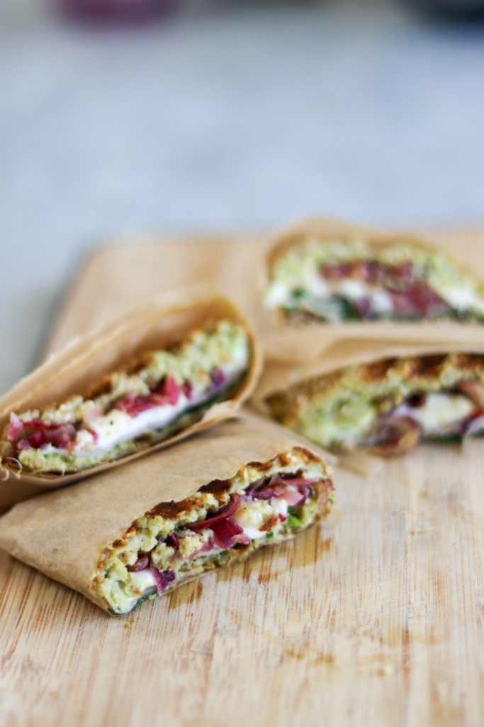 Panini på kikærtebrød uden mel