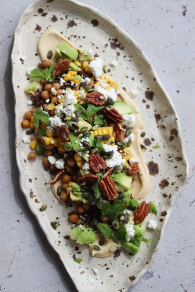 Hummusfad med toppings