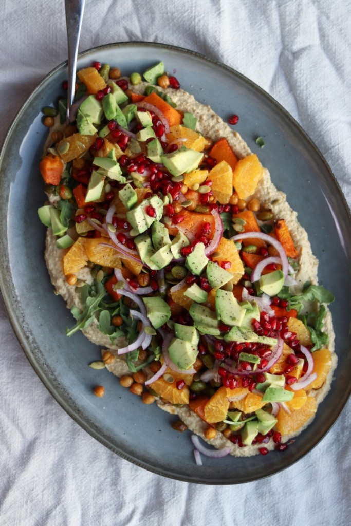 Hummus salat med græskar